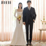 Runhufu Long Sleeves Square Neck Ivory Wedding Dresses Soft Satin Mermaid Korea Bridal Gowns Simple Elegant ????? Custome Made