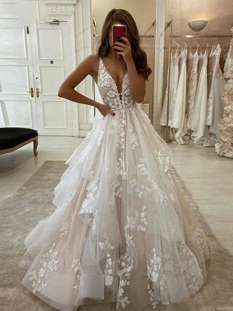 Runhufu Beach Dream Wedding Dresses A Line V-Neck Backless Appliqued Lace Bridal Gowns Puffy Tulle Princess Party Dress 2024