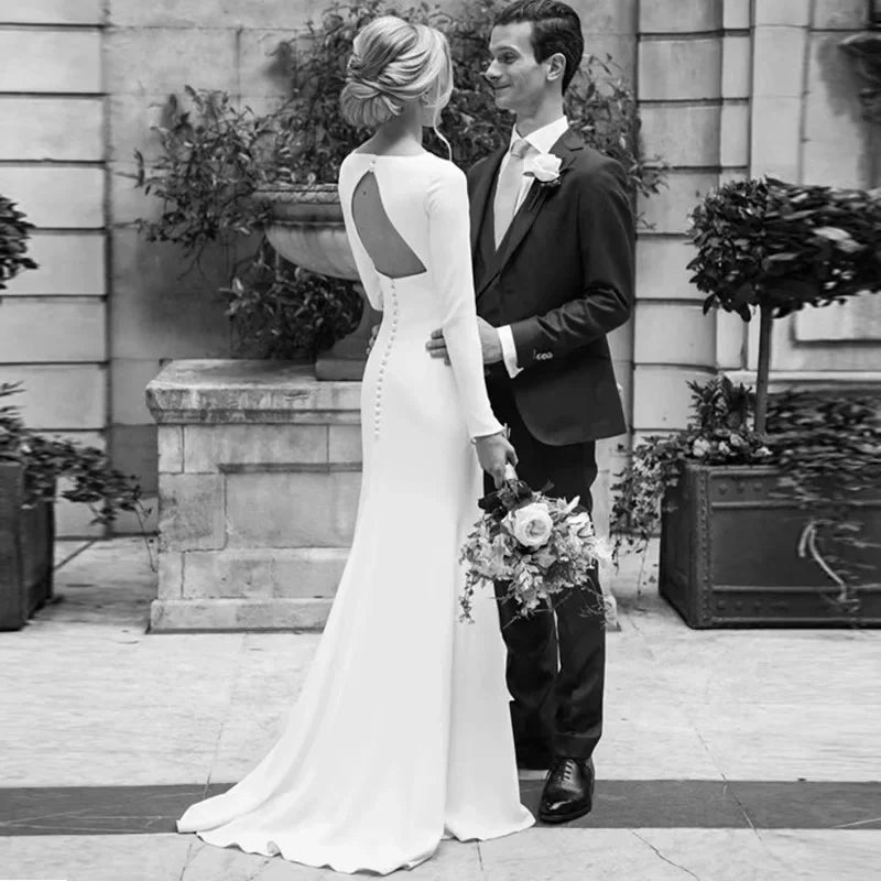 Runhufu Elegant Simple Long Sleeve Wedding Dress Satin 2024 O-Neck Open Back Mermaid Bridal Gowns with Sweep Train Plus Size