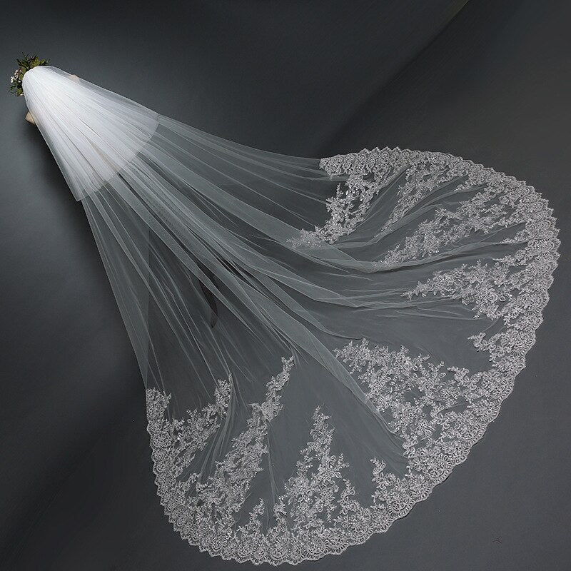 runhufu Long Wedding Cathedral Veil Short Front Veil Lace Appliqued With Comb Bridal Veils Hot Sale Wedding Accessories