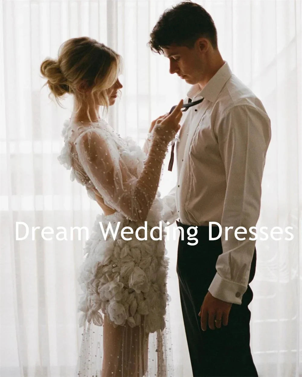 Runhufu 3D Flowers Short A-Line Wedding Dresses Pearls Beadings Tulle Long Sleeves Bride Gown Backless Illusion Boho Bridal Dress
