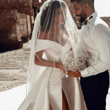 Runhufu Luxury Off Shoulder Mermaid Wedding Dress Lace Up High Right Split Detachable Train Taffeta Buttons Cathedral Bridal Gowns