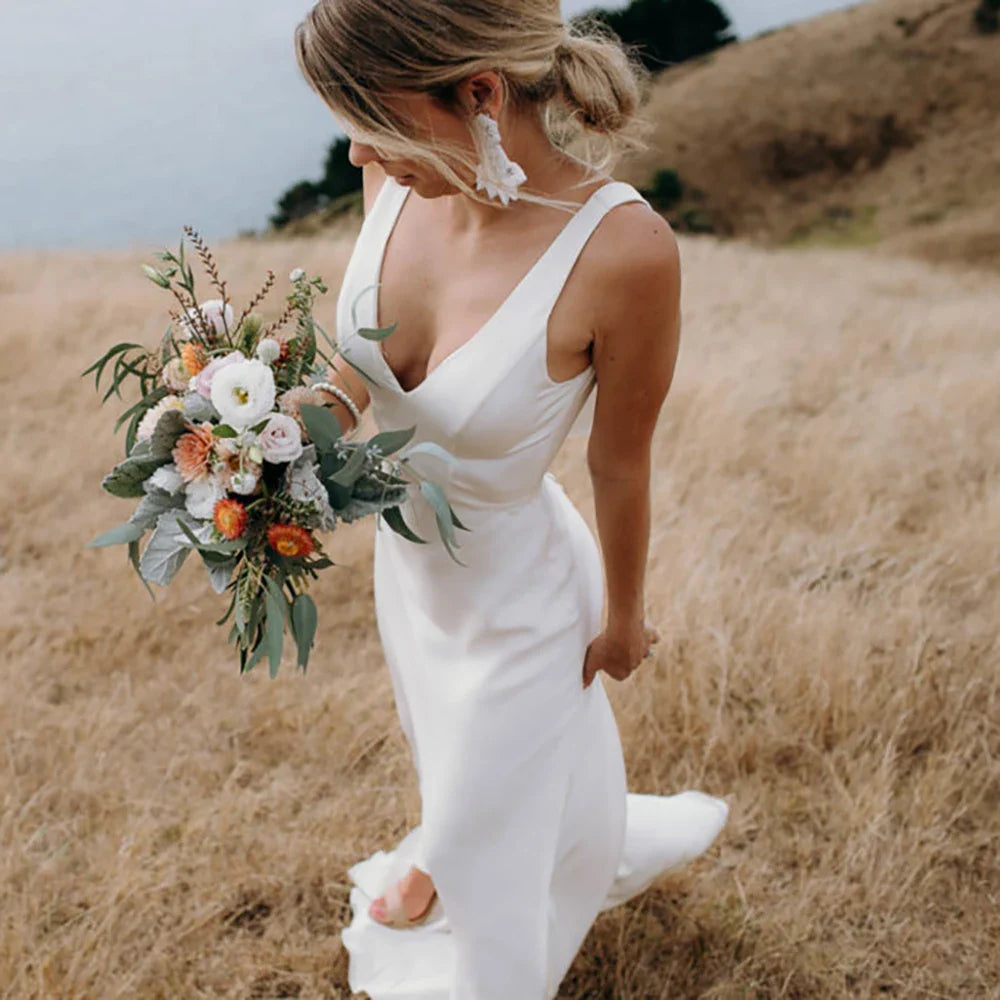 Runhufu Made Sheath Crepe Minimal Outdoor Wedding Dress Backless Drop Ship Simple Rustic Brush Train Cowl Back Ivory Bridal Gowns