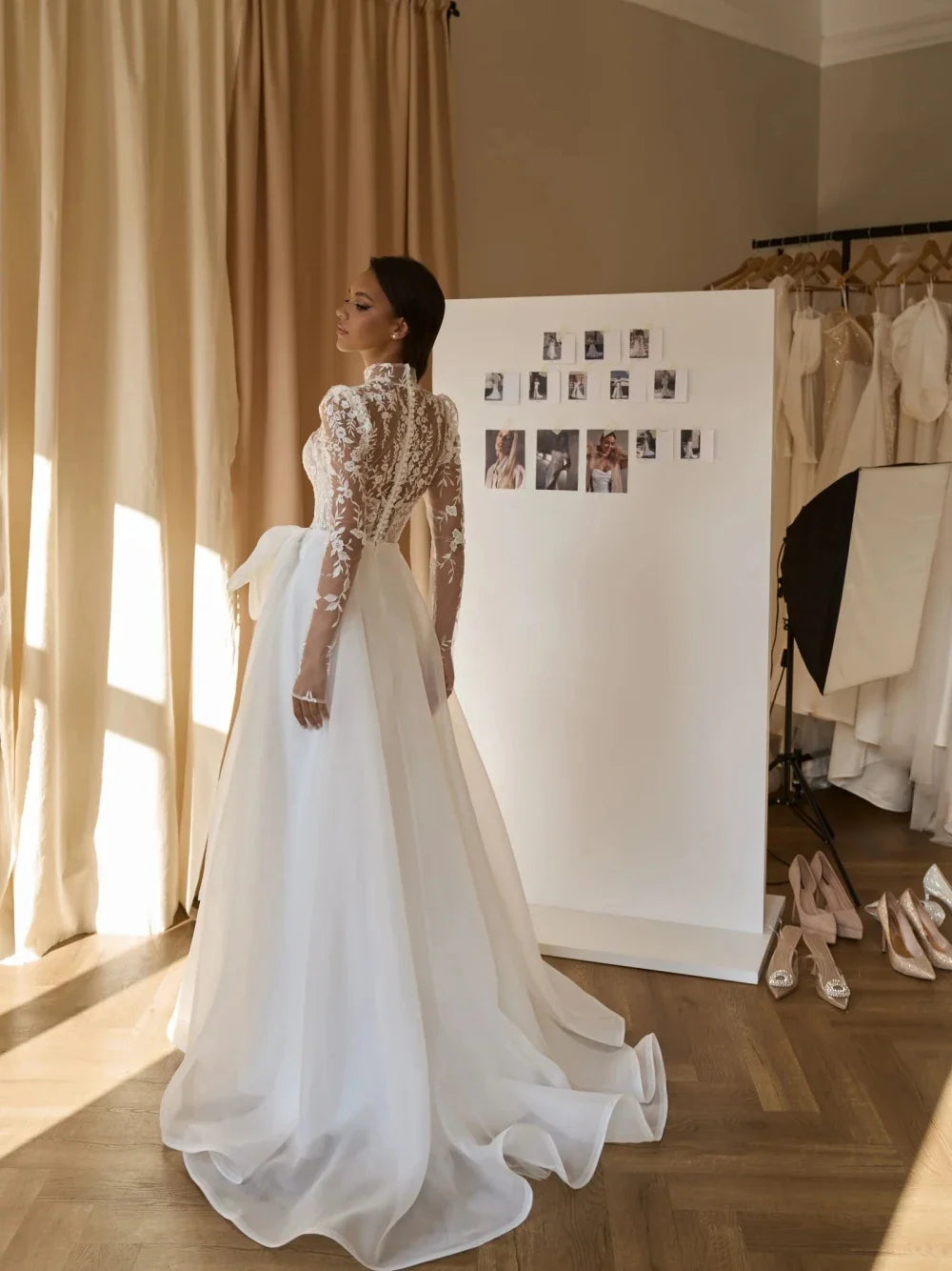 Runhufu High Collar Long Sleeve Wedding Dress Classic Appliques Bride Robe Graceful A-line Bow Long Bridal Gown Robe De Mari¨¦e