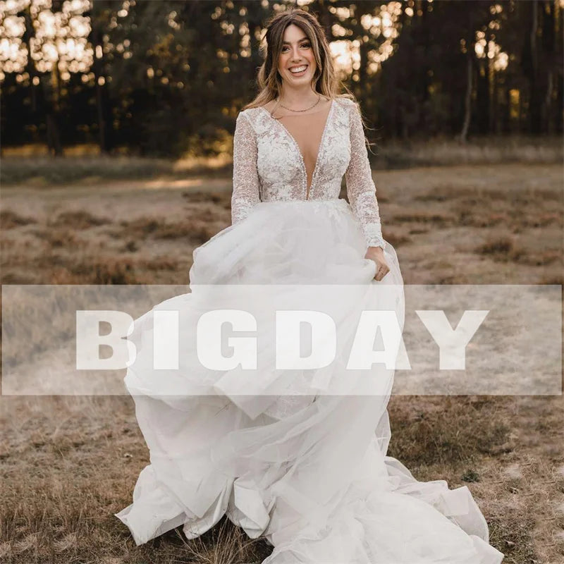 Runhufu A-Line Wedding Dresses Women 2024 Open Back Long Sleeves Lace V-Neck Bridal Gowns Tulle Sweep Train Vestidos De Noiva