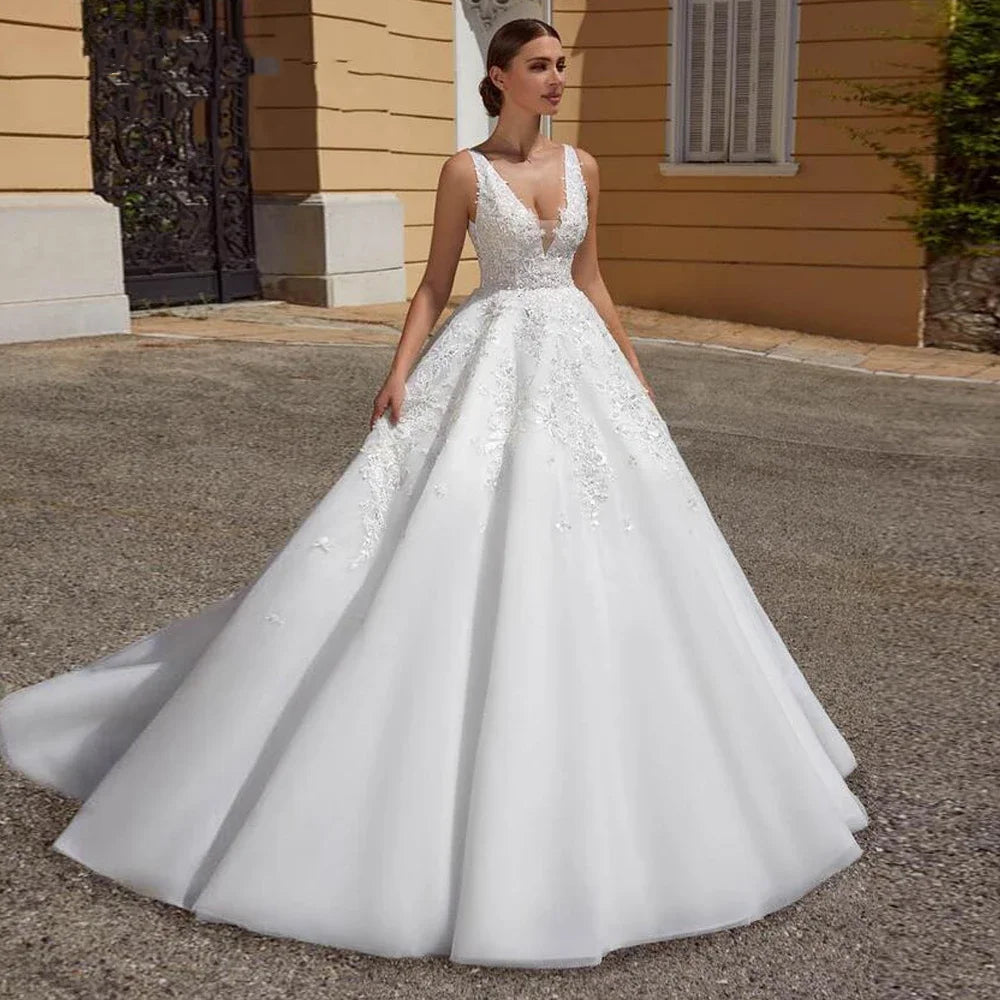 Runhufu Elegant V-neck Wedding Dresses for Women Sweep Train Tulle Lace Appliques Vestidos De Novia for Brides Customised 2025