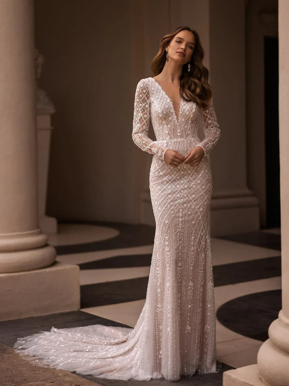 Runhufu Deep V-neck Wedding Dress Sparkly Sequins Beads Bride Robe Elegant Appliques Mermaid Long Bridal Gown Robe De Mari¨¦e