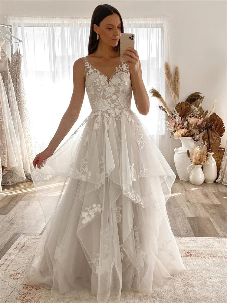 Runhufu Elegant Sleeveless V-neck Appliques Lace Wedding Dresses For Bride Woman Ruffles Tulle Bridal vestidos de novia 2024