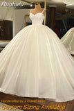 Runhufu Women's Wedding Dresses Shiny Bead String Elegant Sweetheart A-Line Princess Bridal Gowns Formal Beach Party Plus Size