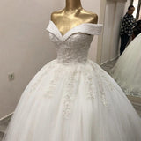 Wedding Dress V Neck-Waist Sexy Wedding Dress Tugged Lace Master Wedding Dress Short Sleeves A Simple Shoulder Back