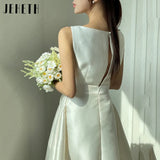 Runhufu Satin Scoop Neck Korea Wedding Dress Women A-Line Simple Pearl Bridal Gown Elegant Backless Sleeveless ????? Ankle-Length