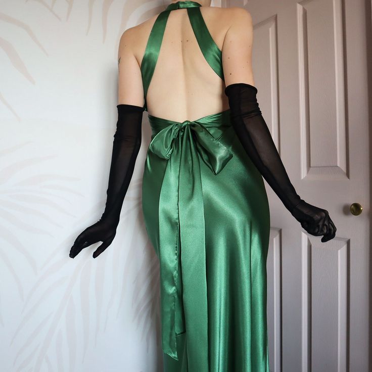 **??Vintage Forest Green Backless Ball Gown - Glam Sparkling Beads & Satin for Prom,?? Galas& Parties** HZ1108