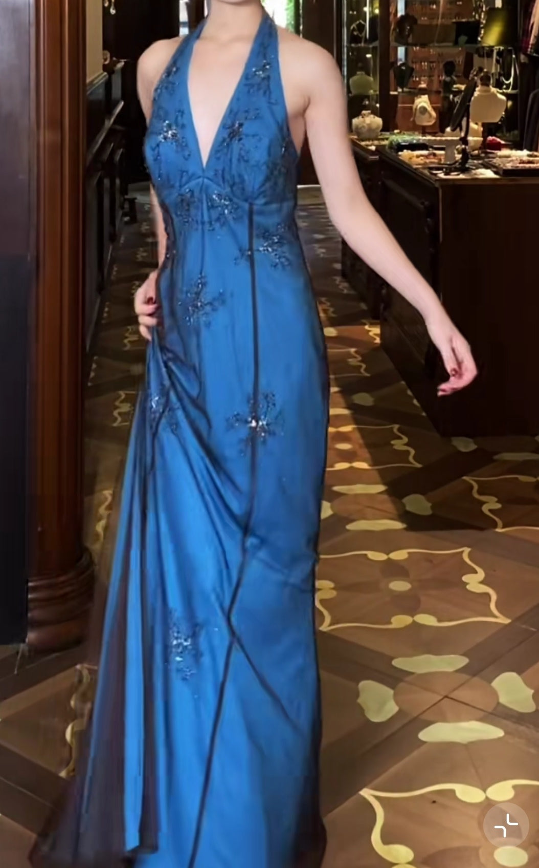 Retro V-neck Blue Beaded Satin Sheath Elegant Backless Chiffon Spaghetti Strap Long Evening Gown HZ1108