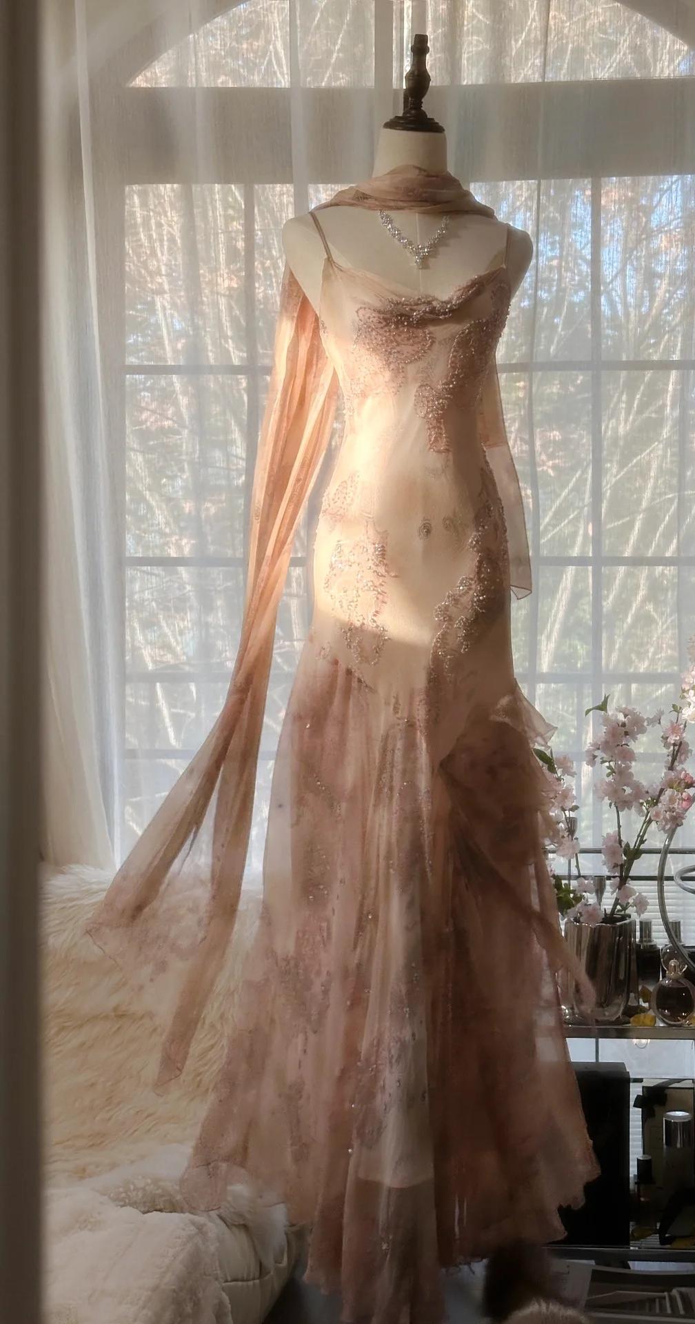 Vintage Spaghetti Straps Printed Chiffon Sheath Sparkling Beaded Evening Dress HZ1108