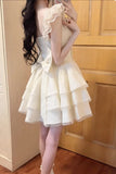 Sweet Lace Layered Homecoming Dress with Bow Tulle Retro Short Prom Dresses HZ1108