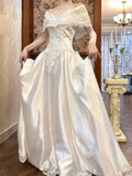 Elegant Royal Pearl White Off-the-shoulder Satin Lace Beaded A-Line Vintage Wedding Dress HZ1108