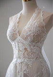 Elegant White Lace Applique Beaded A-line Vintage Wedding Dress HZ1108