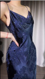 Vintage Navy Blue Jacquard Satin Spaghetti Strap Sheath Prom Dresses Shiny Beaded Evening Gowns HZ1108