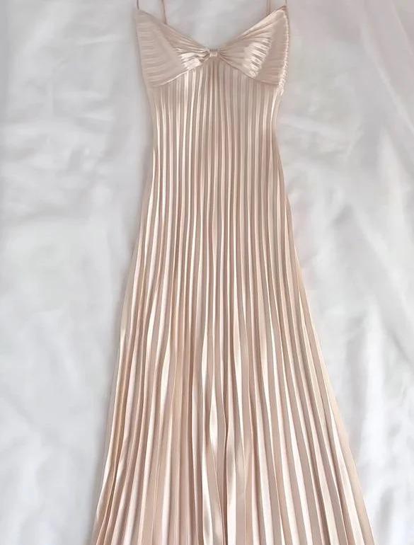 Light Champagne Spaghetti Straps Guest Dresses Sheath Pleated Chiffon Fashion Prom Dress with Backless HZ1108