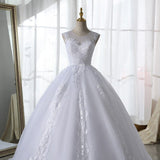 runhufu White Lace Wedding Dress With Train Sleeveless Bridal Dress Back Zipper Ball Gown Luxury Vestido De Noiva Robe De Mariee