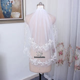 Runhufu Elbow Length 75cm Short Veil Two Layers Appliques White/Ivory Wedding Veil with Pearls Beading Bridal Veil