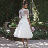 Runhufu Tea-Length Short Wedding Dress Half Sleeve O-Neck Lace Appliques Elegant A-Line Tulle Bridal Gown With Button Back