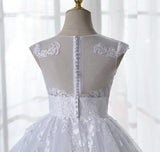 runhufu White Lace Wedding Dress With Train Sleeveless Bridal Dress Back Zipper Ball Gown Luxury Vestido De Noiva Robe De Mariee