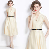 runhufu Women's Clothing 2024 New Famous Temperament Sister Light Familiar Air Cold Sense Of High-End Sleeveless V-Neck Dress