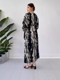 runhufu Fashion Prints In The Summer Of 2024 V-Neck Vacation Comfort Loose Dress