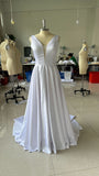 The Dingy Wedding Dress Is The New Summer 2025 New Bride Simple Deep V-Neck Dew Travel Shoot Small Tail Thin