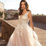 French Style V-Necked Light Wedding Dress 2025 Summer Shawl Bride In The Wedding Dress To Shoot The Fairy Body