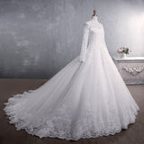 Wedding Dress 2025 Spring New Long Sleeve Lace Bride Standing Big Tail Tail Minimal Wedding Wedding Woman