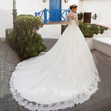 Wedding Dress 2025 New Round-Neck Long-Sleeved Lace Thin French Bridal Hairy Tail Wedding Dress