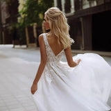 Theme Wedding Dress 2025 New Bridal French-Style Light Wedding Dress Super Fairy Perspective V-Neck Sexy Drag Tail Thin Wedding Dress