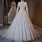 2025 Summer New Retro Lace Long-Sleeved Collar Wedding Dress Direct Sales
