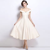 runhufu Temperament Gold And White Shoulder Sling Dress Female Senior Feeling Princess Waist Dress