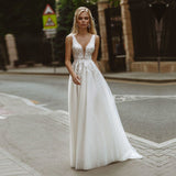 Theme Wedding Dress 2025 New Bridal French-Style Light Wedding Dress Super Fairy Perspective V-Neck Sexy Drag Tail Thin Wedding Dress