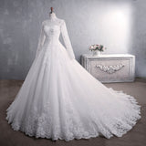Wedding Dress 2025 Spring New Long Sleeve Lace Bride Standing Big Tail Tail Minimal Wedding Wedding Woman