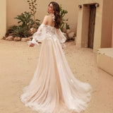 Light Wedding Dress 2025 New Retro Laceson Travel Outdoor Word Shoulder Bride Out Yarn Fashion Yang