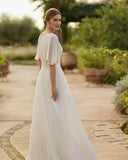 Runhufu White Two Pieces Wedding Dresses V Neckline Pants Suit Bridal Gowns Half Sleeve Bride Dress Beach 2024 Jumpsuit Boho