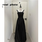 Runhufu New A Line Wedding Dresses Fashion Spaghetti Straps Floor-length Bridal Dress Black Satin Simple Elegant Vestidos De Novia