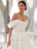Runhufu Strapless Satin A-Line Wedding Dress Off The Shoulder Sweep Train Princess Bride Gown Plus Size Vestido de Noiva