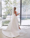 Runhufu Pleat V-neck Wedding Dress High Side Slit Princess Bride Dress Bridal Gowns Back Buttons With Tail Marriage Gowns