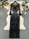 Runhufu 2024 New Fashion Bodycon Long Dress Europen O Neck Long Sleeve Feather Female Senior Mesh Transparent Diamonds Dress