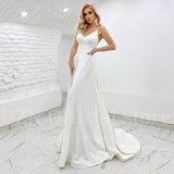 Runhufu Simple A-Line Wedding Dresses Spaghetti Straps V-Neck Bridal Gowns Satin Wedding Gown 2023 Robes De Mariée