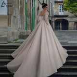 Runhufu NICEB Luxury Wedding Gown Dress Lace V Neck Appliques Vestidos De Noiva Mariage Satin Sweep Train Plus Size Bridal Dress