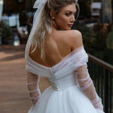 Runhufu Simple Tulle Long Sleevees Wedding Dresses 2023 For Bridal Off Shoulder Backless A-Line Sweep Train Boho Vestido De Novia
