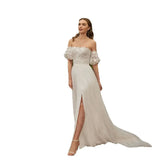 Runhufu Boho Wedding Dresses Off Shoulder Sleeve Bridal Gowns White Lace Bride Dress Beach Side Slit Wedding Gowns 2024 Strapless