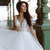 Runhufu Elegant Long V-Neck Wedding Gowns Sleeveless Appliques Flowy Tulle Backless Bridal Dresses Sexy Wedding Dress For Women