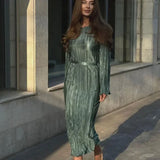 Runhufu and The United States Dresses Women's Models Fall New Round Neck Tie Flare Long-sleeved Long Section Pleated Long Skirt